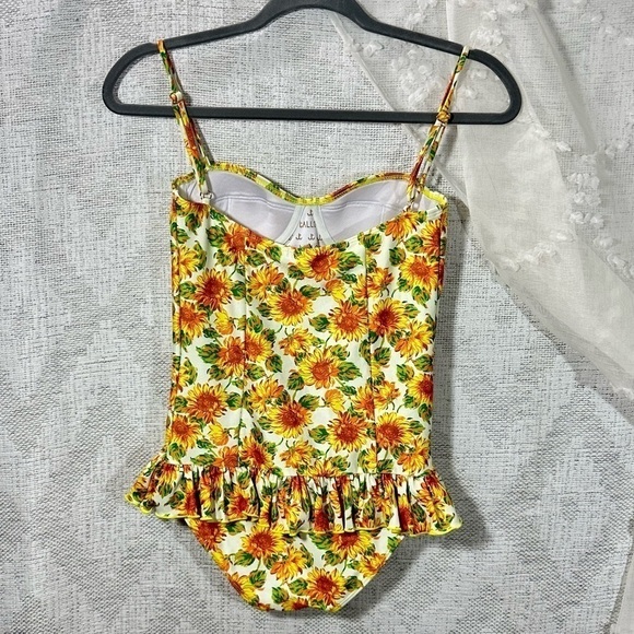 Tallow by free people sunflower floral ruffle one piece bathing suit size 2 - Picture 7 of 8